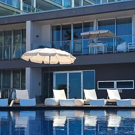 Апартаменты Madeira Palace - Pearl View Фуншал