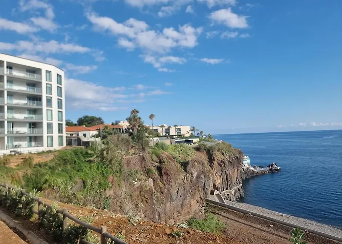 Madeira Palace - Pearl View * Funchal (Madeira)